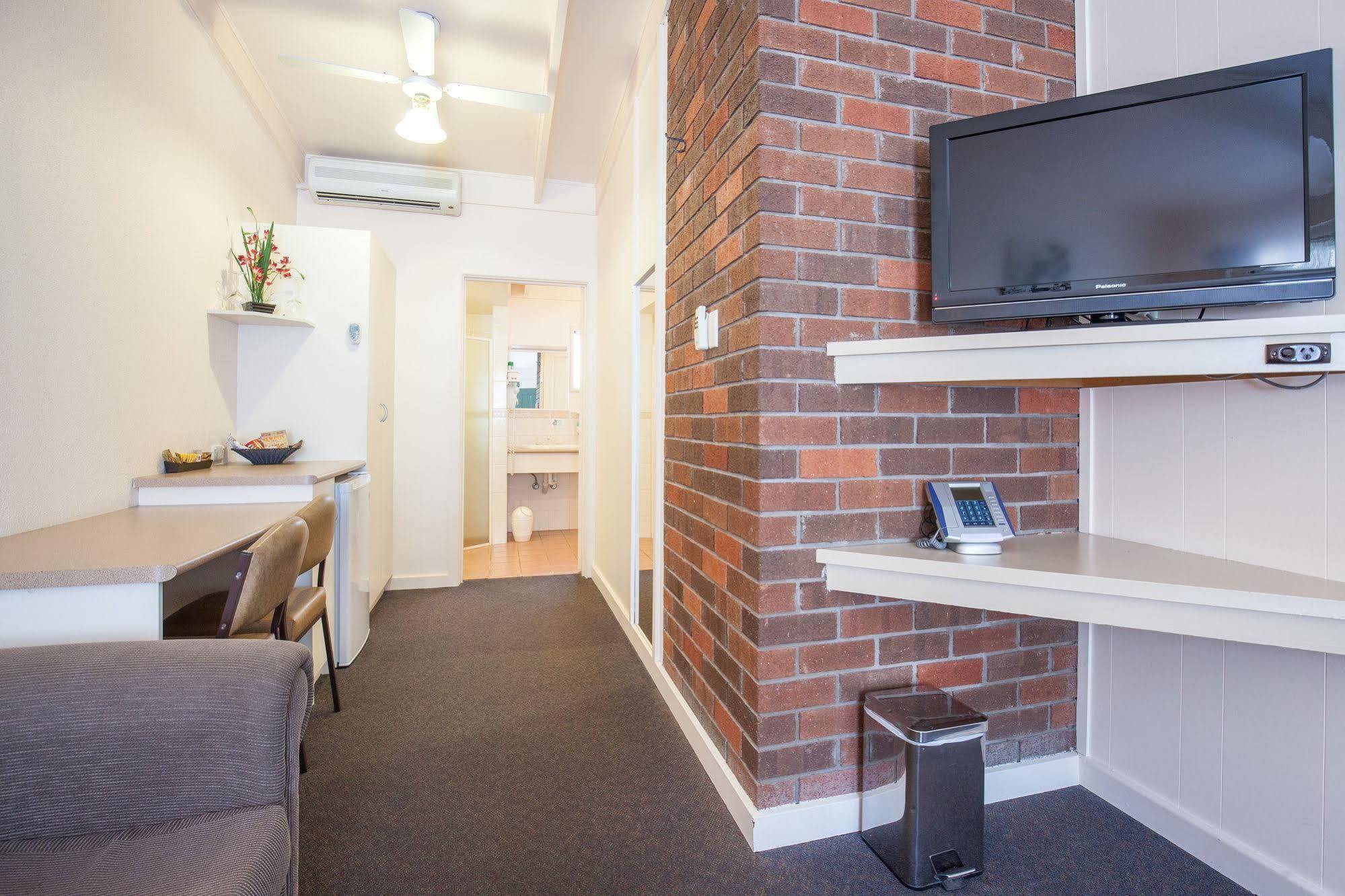 Mid City Motel Mount Gambier Bagian luar foto